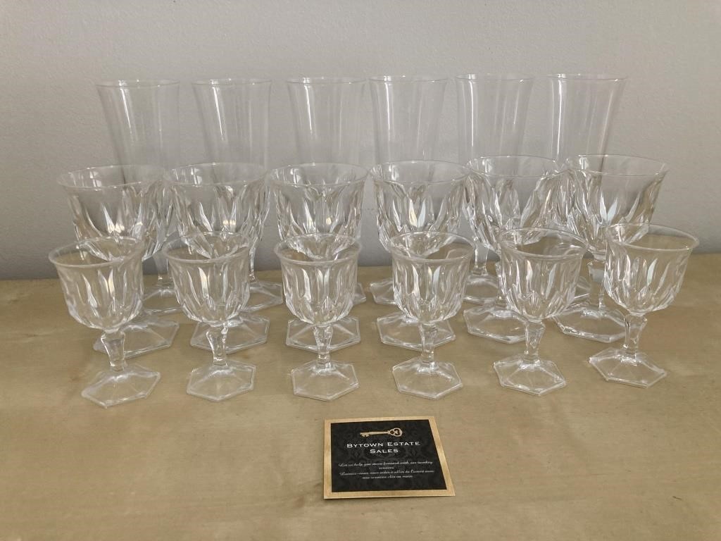 Set of 6 Wine Glasses, 3 Sizes, Hexagon Bases