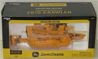 Ertl JD 2010 Crawler, Collector Edition, 1/16