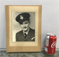 Black&white Airman picture