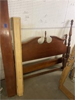 Vintage queen bed