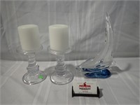 2 GLASS CANDLESTICKS + ANCHOR BEND GLASS BOAT