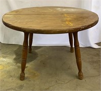 Round Solid Wood Table (Needs Refinishing)