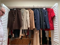 WOMEN'S CLOTHES SIZE 16 TO 18