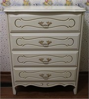 Vintage White Painted 4 Drawer Dresser