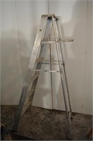 68" Aluminum Step Ladder