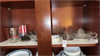 Shelf lot of miscellaneous glass kitchen items