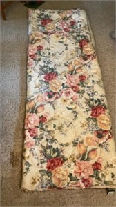 Floral Comforter 84x60"