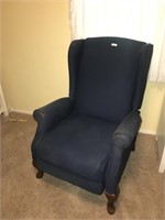 La-Z-Boy Recliner w/ Wood Accents