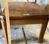 End table