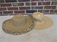 2 Straw Hats