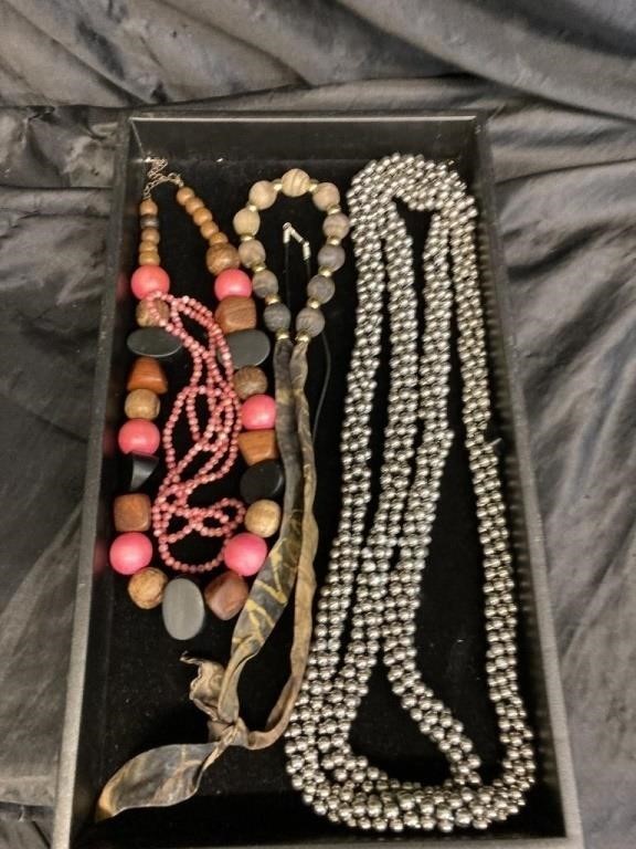 GALA GLAM JEWELRY ASSORTMENT