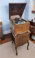 Antique Victrola Victor Talking Machine