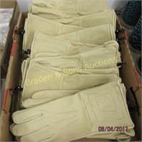 GROUP OF 10 GOAT SKIN HIGH QUALITY CAVALRY GLOVES