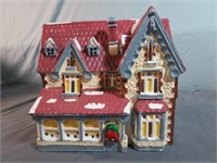 *1984 Department 56 "Chateau" Snow House Series