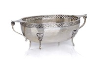 A. E. JONES SILVER TWO-HANDLED SUGAR BOWL, 244g