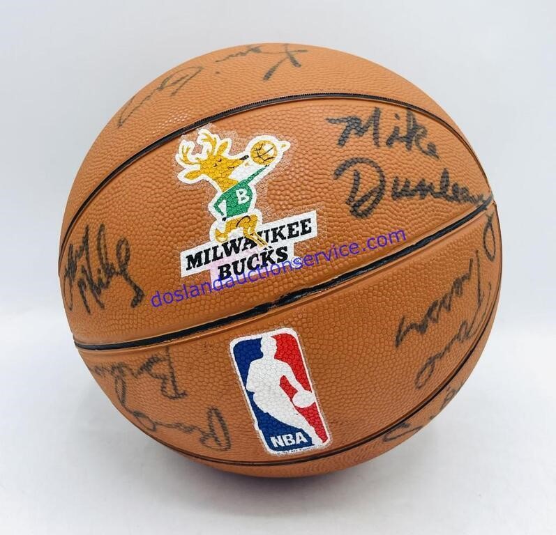 1984-1985 Signed Milwaukee Bucks Basketball