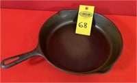 Griswold #9 Cast Iron Frying Pan