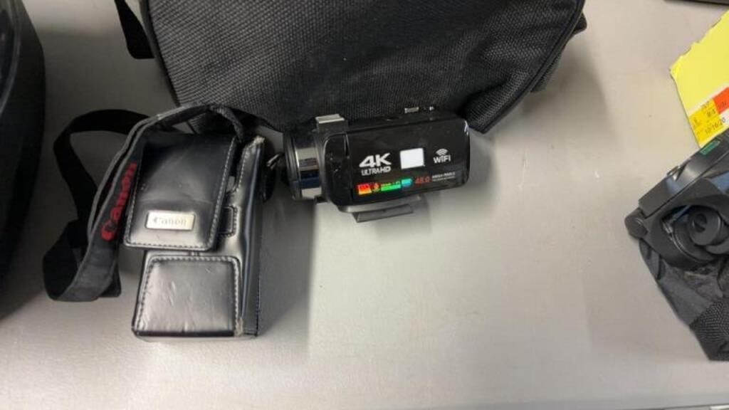 CAMCORDER & CANON CAMCORDER IN BAG