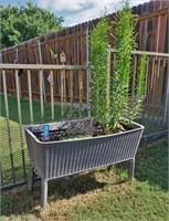 Outdoor plant holder