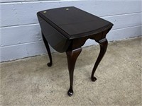 Mahogany Drop Leaf Queen Anne Stand End Table