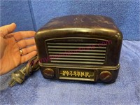 Wards Airline Radio (model 64BR-1501A) small