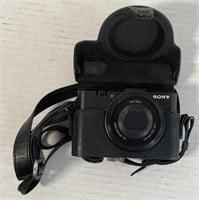 Sony Exmor R AvcHD Cyber-Shot Camcorder w/
