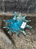 ART GLASS DISH 7 1/4" X 2"