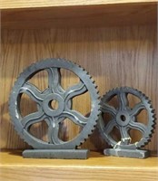 Decorative industrial gears (2)