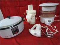 Kitchen cooker lot items.