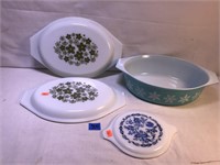 Lot of Various Pyrex Pieces, Lids and Casserole's