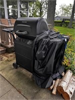 Char-Broil Gas Grill (Rusted)