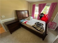 Kincaid Queen Size Bedroom Suite