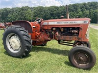 AC D17 Gas wide front Tractor - runs & drives