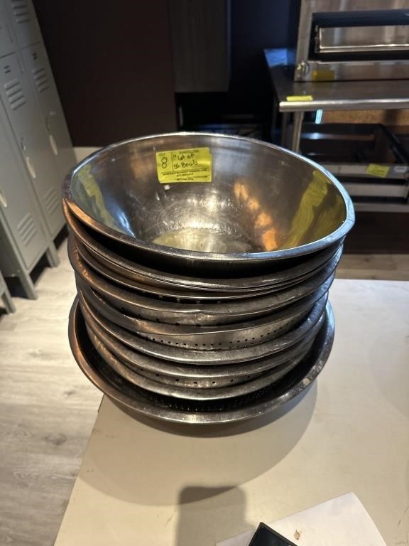 LOT OF SS BOWLS