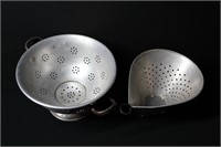 2 Vintage Cauldron / Strainers