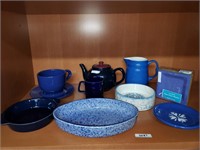 Assorted lot of blue, servingware (15)