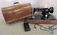 ANTIQUE CIRCA 1905 PORTABLE SINGER SEWING MACHINE