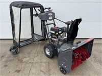 Briggs & Stratton 1227 MD snowblower w/ cover