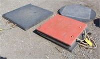 (5) Outrigger Pads, Poly; (3) Square 2' x 2' x 1",