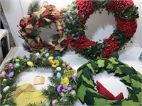 18" WREATHS DECORATED