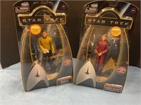 2 Star Trek figures