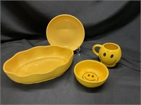 Vtg Bauer Bowls & Smiley Face