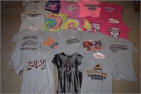 Pink and gray tee shirts, Rolling Stones tee