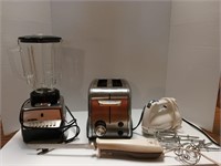 Vintage osterizer blender, toaster, mixer,