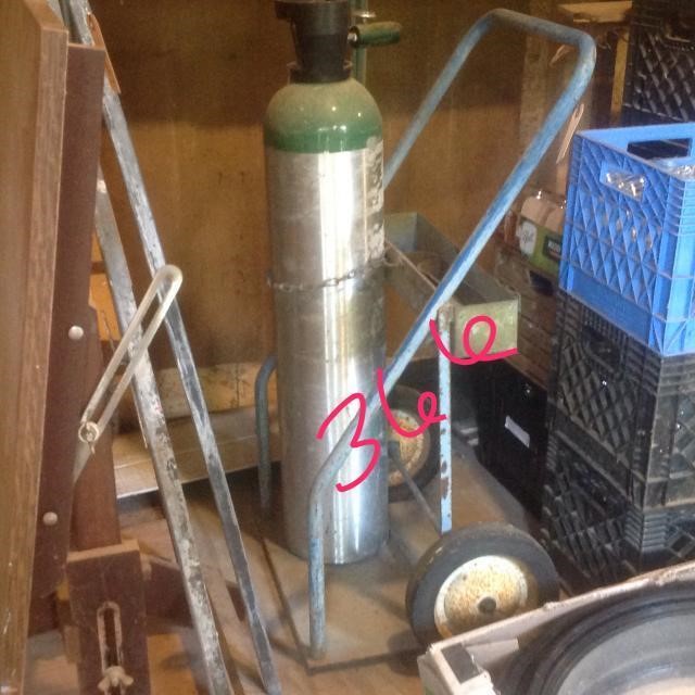 oxygen tank and cart