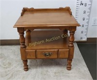 Maple End Table/ Nightstand w/ Drawer
