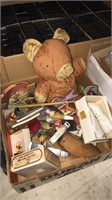 Marks lot of vintage children's items including a