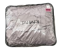 Tahari Queen Sized Comforter Set - NEW