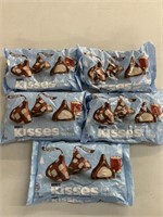 (5) Bags of Hershey Kisses Hot Cocoa