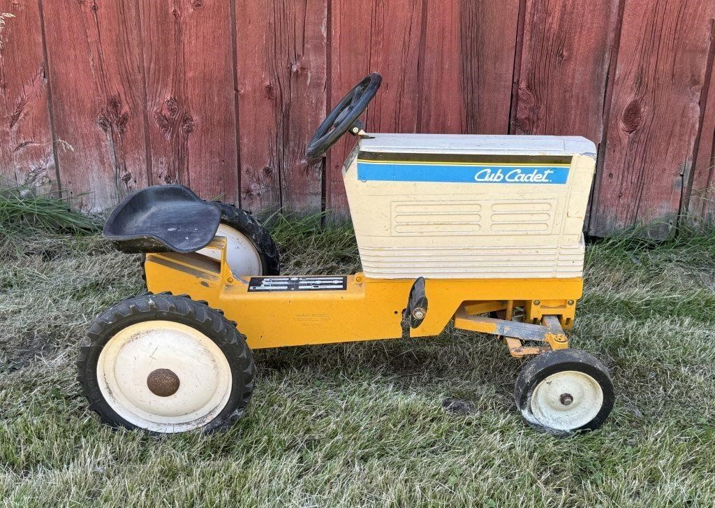 Cub Cadet Pedal Tractor by Scale Models USA,